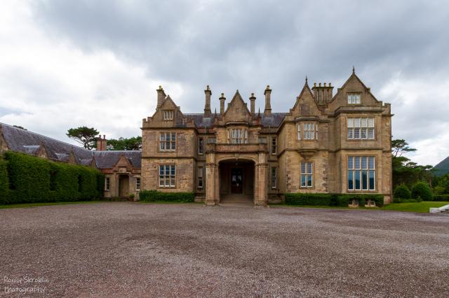 Muckross House